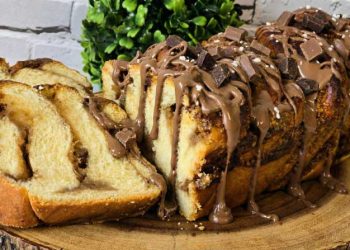 Cozonac babka cu nuci si ciocolata